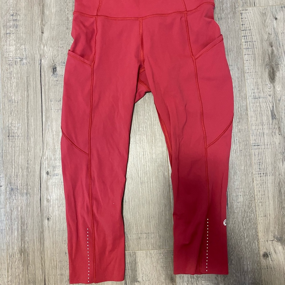 Fast and Free *Reflective* Lululemon Leggings